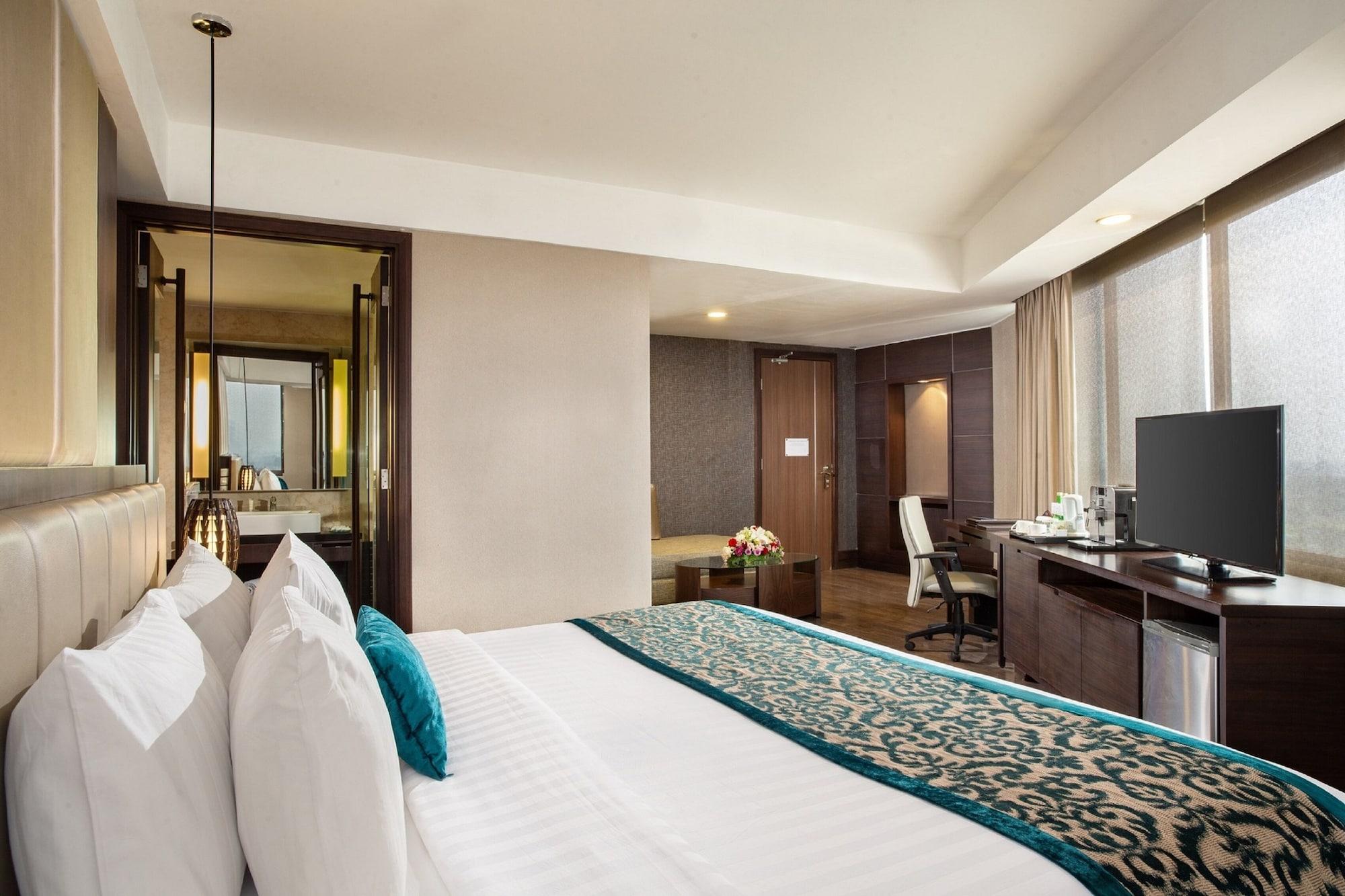 Santika Premiere Bintaro Hotel Серпонг Екстериор снимка