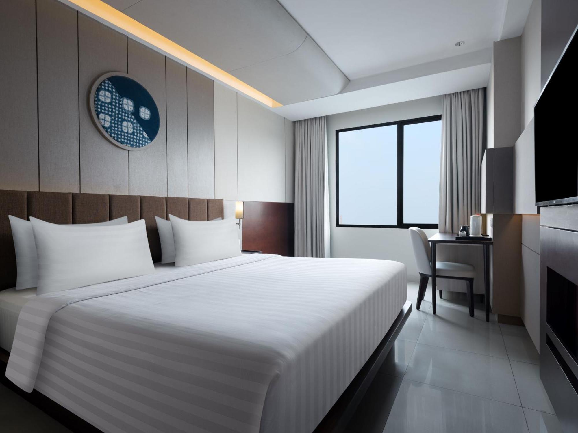 Santika Premiere Bintaro Hotel Серпонг Екстериор снимка